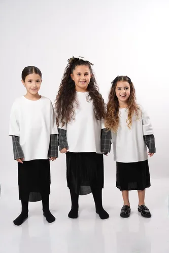 חולצת טי-שירט שרוול קצר ארוך 